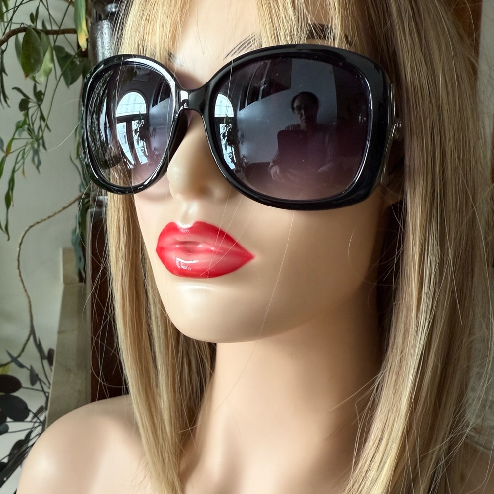 Authentic Chanel Sunglasses.
